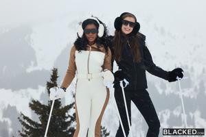 Original 2999 px/ 2000 px