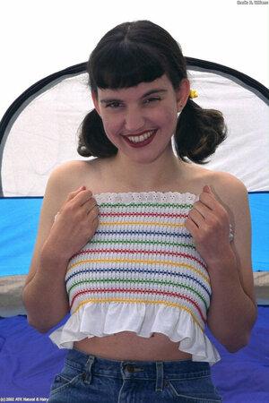 Original 683 px/ 1024 px