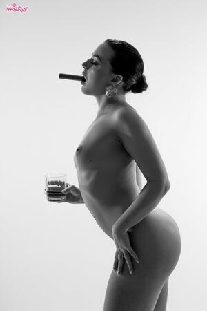 Original 2000 px/ 3000 px