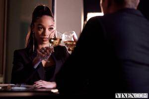 Original 2999 px/ 2000 px