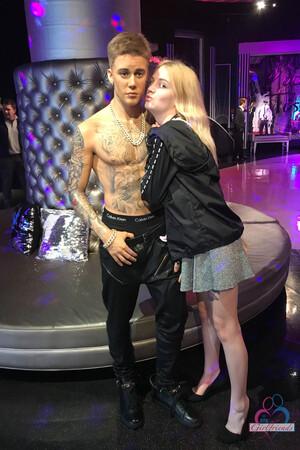 Original 2000 px/ 3000 px