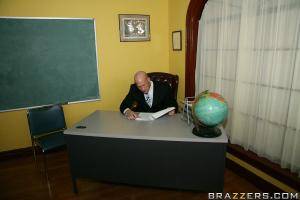 Original 900 px/ 600 px