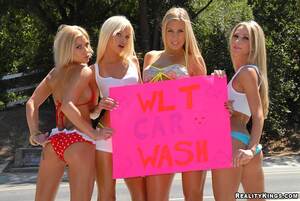 Original 900 px/ 602 px