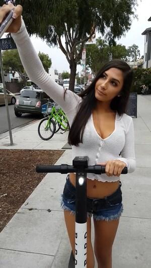 #BannedStories - Gianna Dior - Amateur College Teen Gets Fucked POV (06.11.2019) - 403x