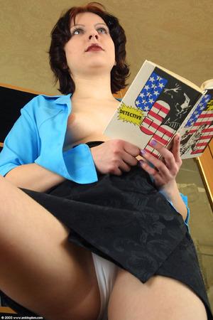 Original 682 px/ 1024 px