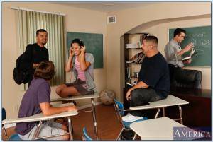 Original 850 px/ 572 px