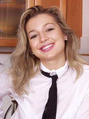 Original 653 px/ 870 px