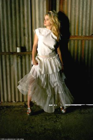 Original 1021 px/ 1536 px