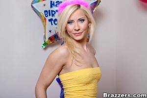 Original 900 px/ 600 px