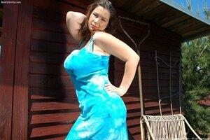 Original 1022 px/ 680 px