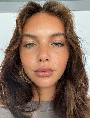 Original 1284 px/ 1690 px