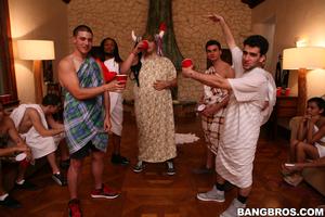 Original 2000 px/ 1333 px