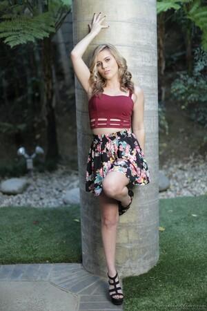 Original 1280 px/ 1920 px