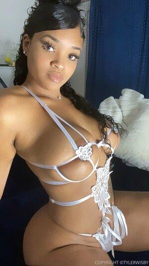 Original 1124 px/ 2000 px