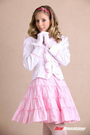 Original 683 px/ 1024 px