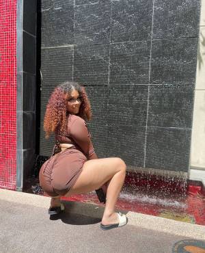 Original 750 px/ 925 px