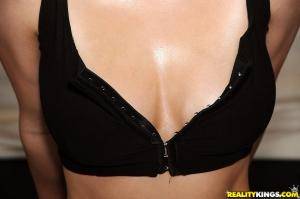 Original 3840 px/ 2548 px