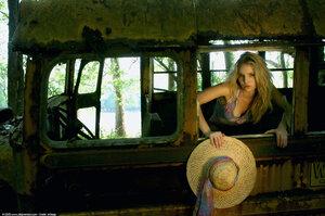 Original 1536 px/ 1021 px