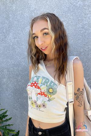 Original 2000 px/ 3000 px