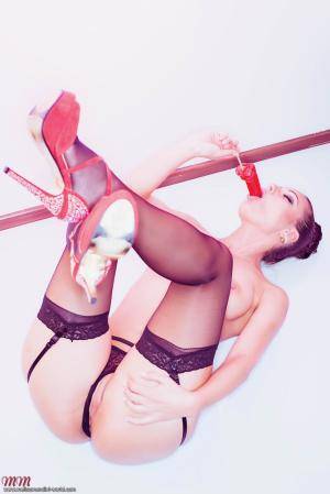 Original 855 px/ 1280 px