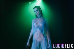 Original 3000 px/ 2000 px