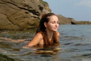 Original 3000 px/ 2008 px