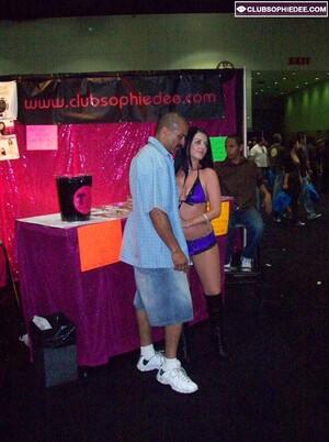 Original 765 px/ 1024 px