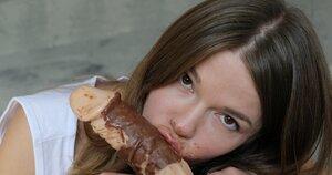 Original 4096 px/ 2160 px