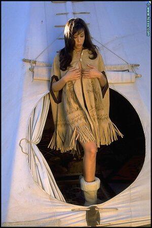 Original 496 px/ 744 px