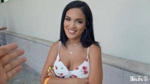 Original 3265 px/ 1837 px