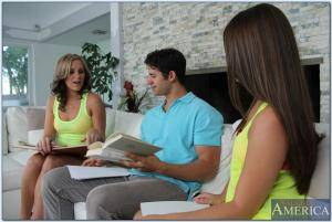 Original 850 px/ 571 px