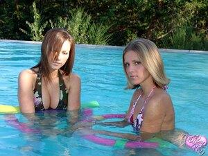 Original 1200 px/ 900 px