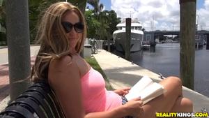 Original 3840 px/ 2160 px