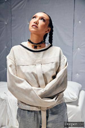 Original 2000 px/ 2999 px