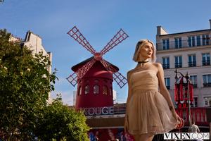 Original 2999 px/ 2000 px