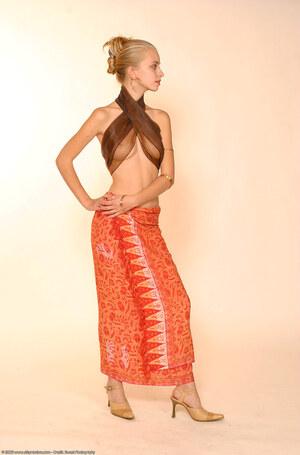 Original 1013 px/ 1536 px