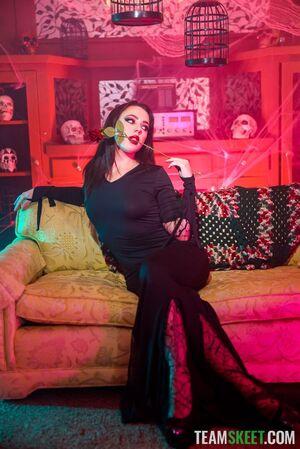 Original 721 px/ 1080 px