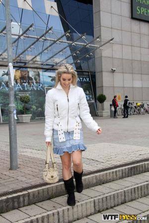 Original 854 px/ 1280 px