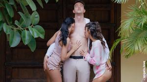 Original 7449 px/ 4190 px