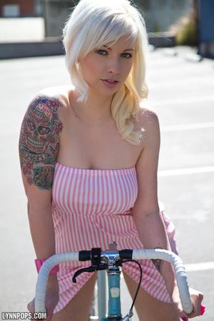 Original 667 px/ 1000 px