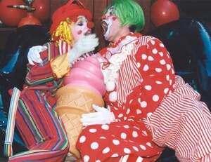 Original 1000 px/ 771 px