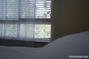 Original 1604 px/ 1070 px