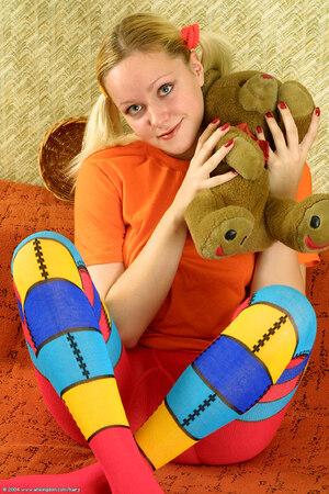 Original 682 px/ 1024 px