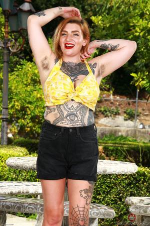 Original 2000 px/ 3000 px