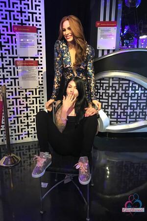 Original 2000 px/ 3000 px