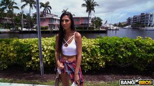 Original 1280 px/ 720 px