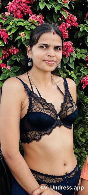 Original 584 px/ 1280 px