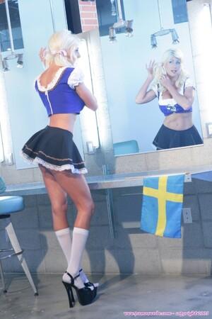 Original 700 px/ 1050 px