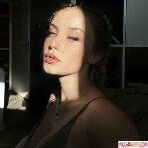 Original 1080 px/ 1079 px