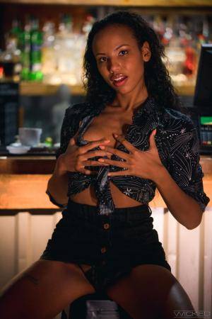 Original 1280 px/ 1920 px